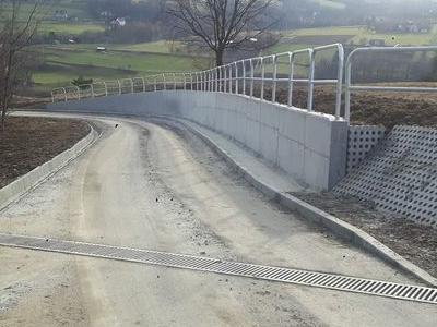 Stabilizacja i zabezpieczenie osuwisk  23